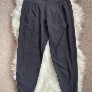 Athleta Distance Jogger, Size S